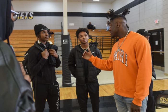 aj-brown-starkville-tennessee-titans00031